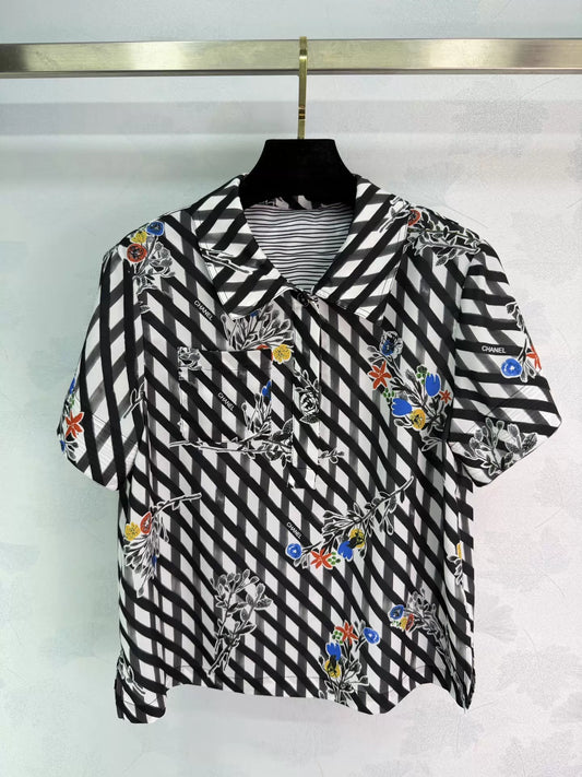 Short-sleeved shirt
