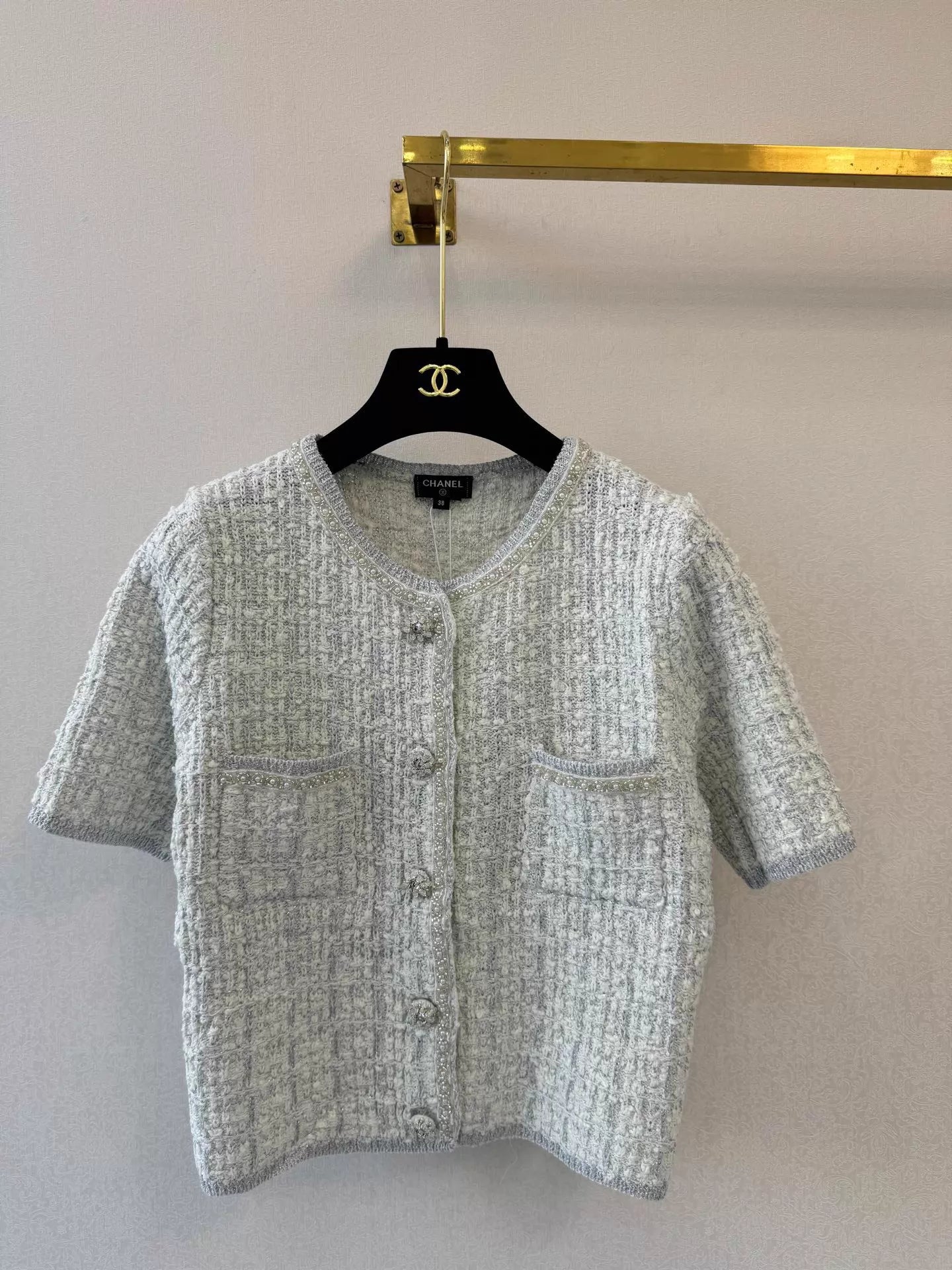V-neck T-shirt