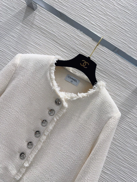 26New "Chanel-style" Fringe-Trimmed, Single-Breasted, Round-Neck, Long-Sleeve Jacket