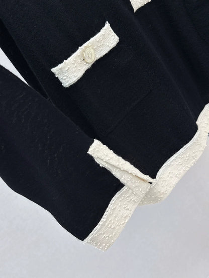 2025 Knitted long sleeved top