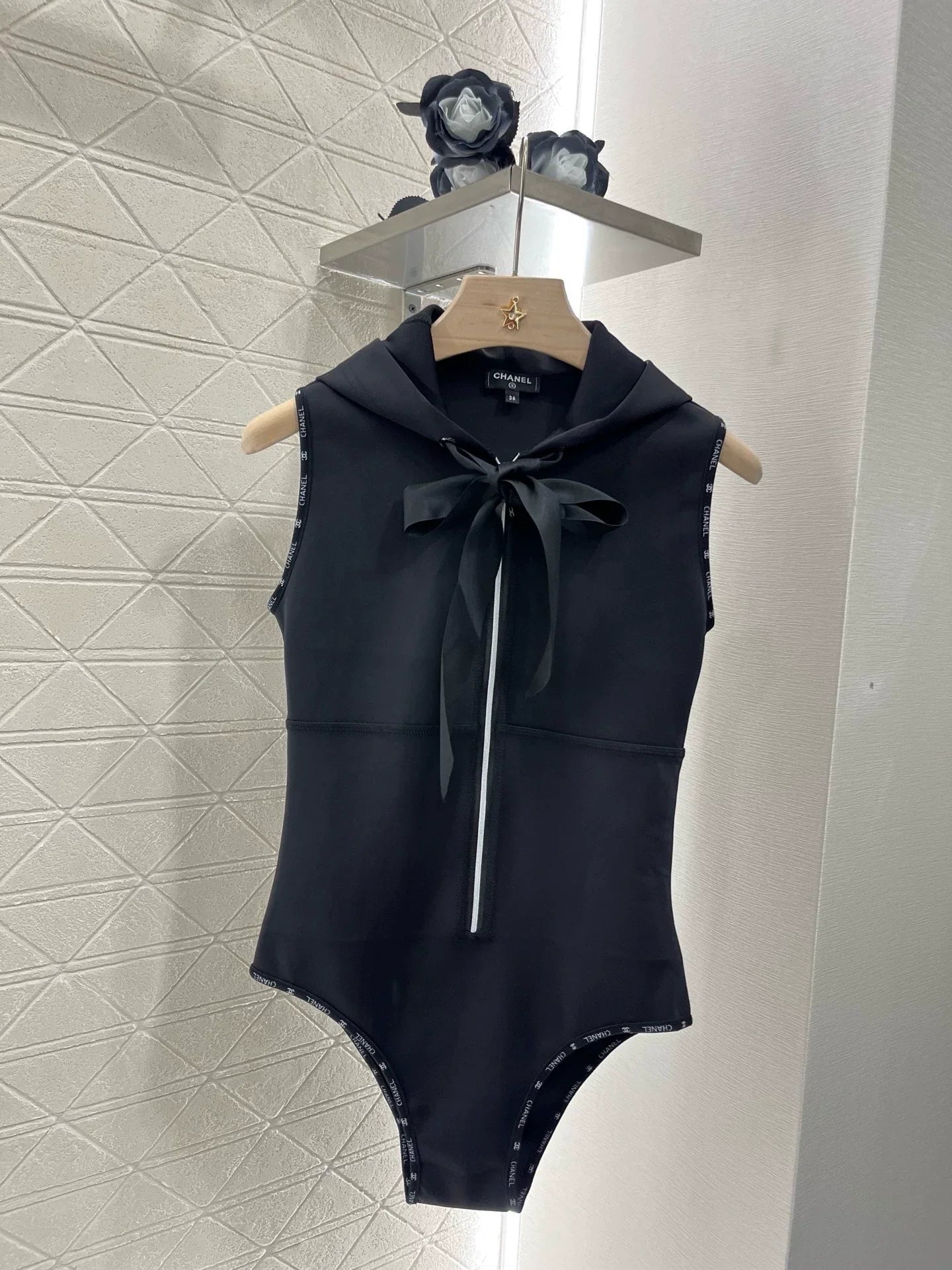 25 New Hooded Zipper One-piece Tankini Swimsuit