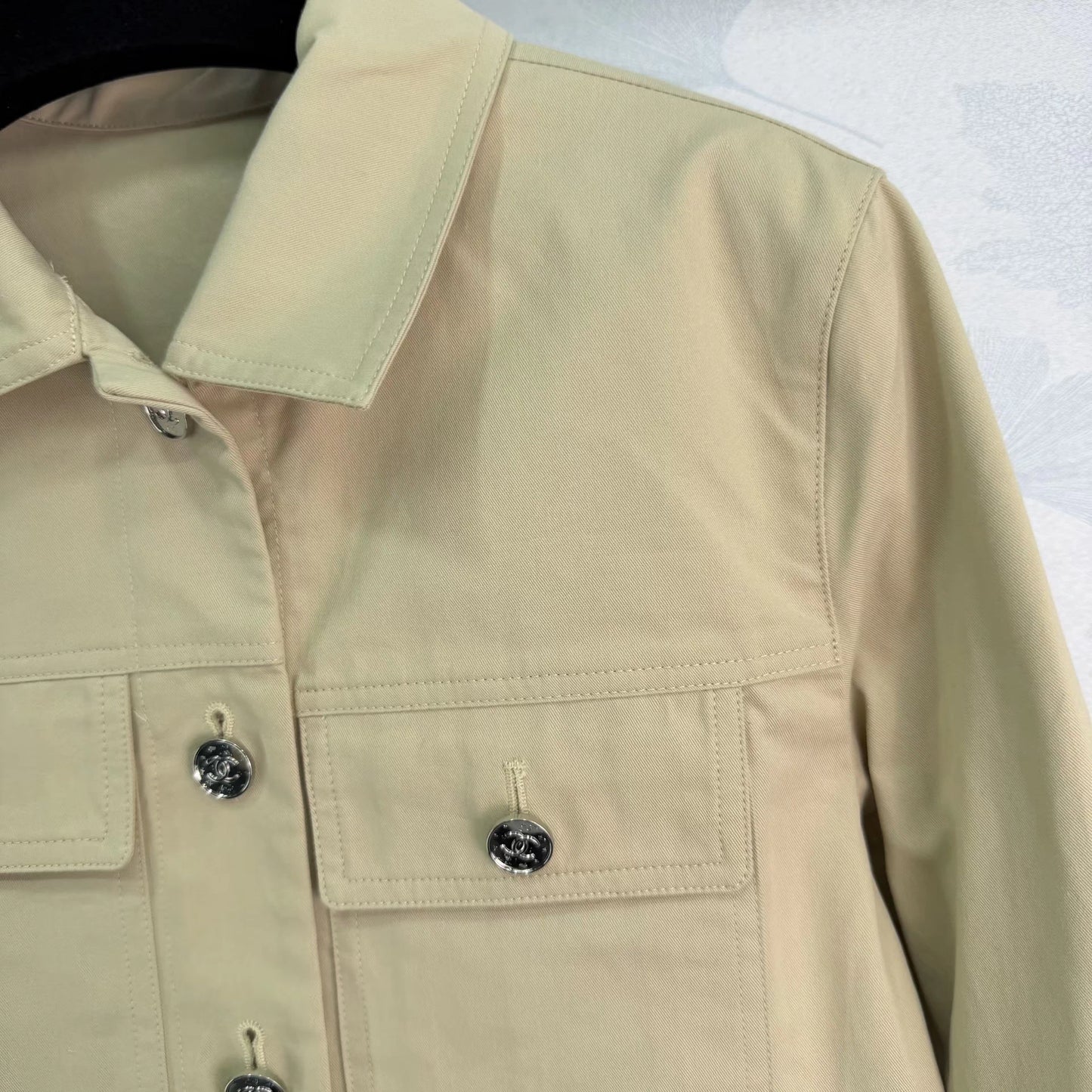 Workwear-style cropped jacket