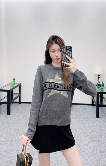 D 25 Crochet letter knitted sweater