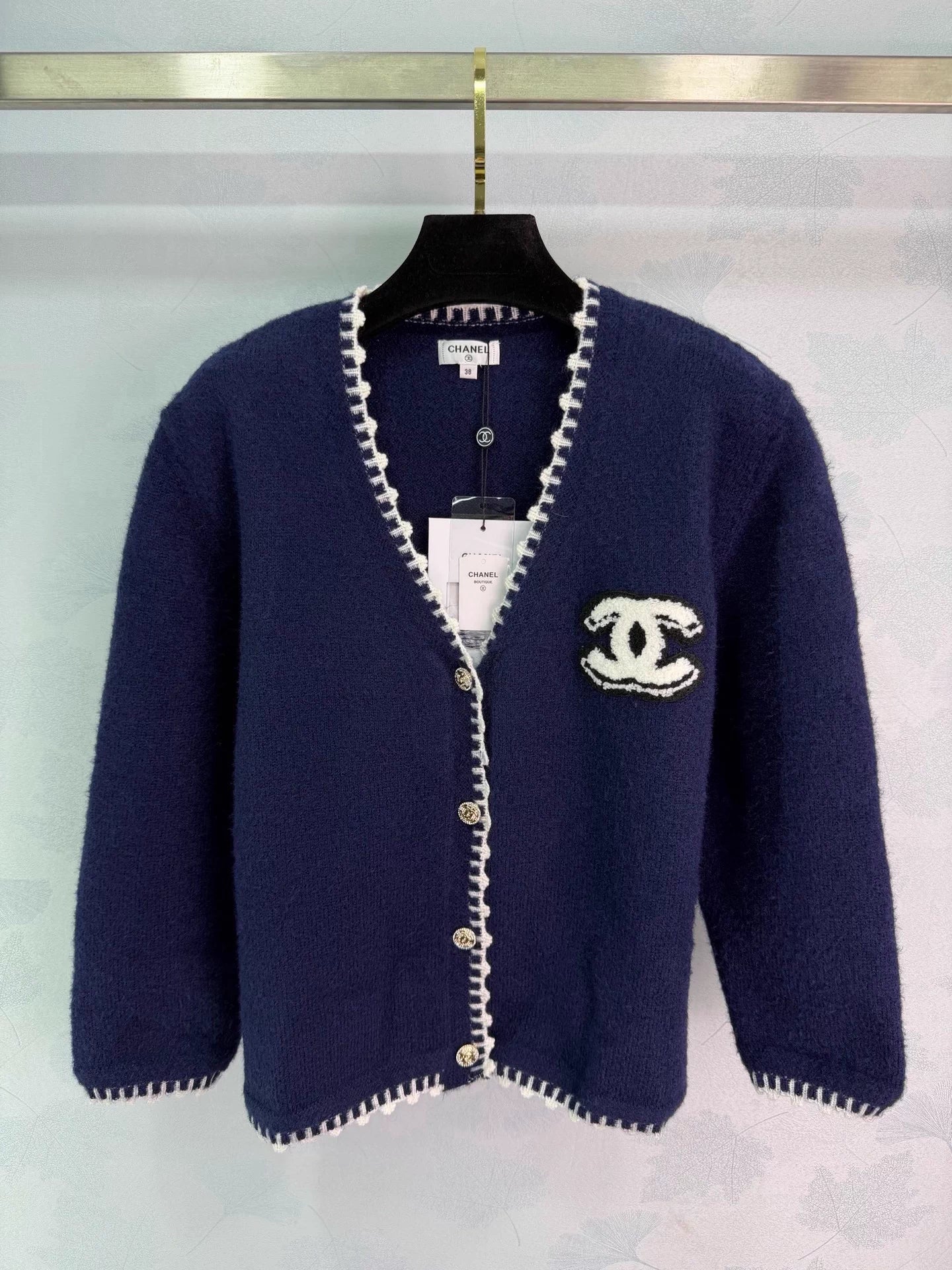 Knitted V-neck Cardigan