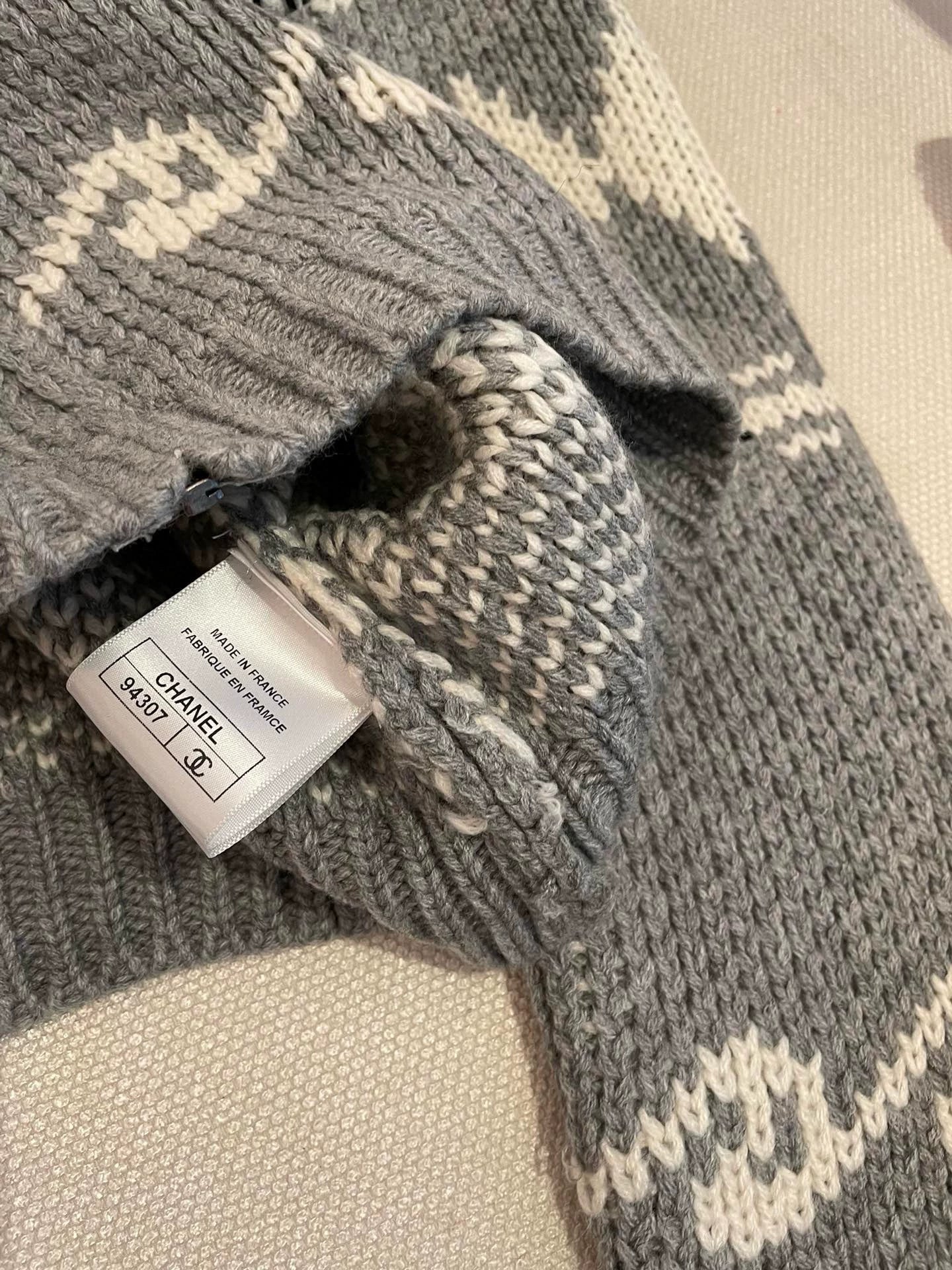 Hooded Zip-Up Sweater