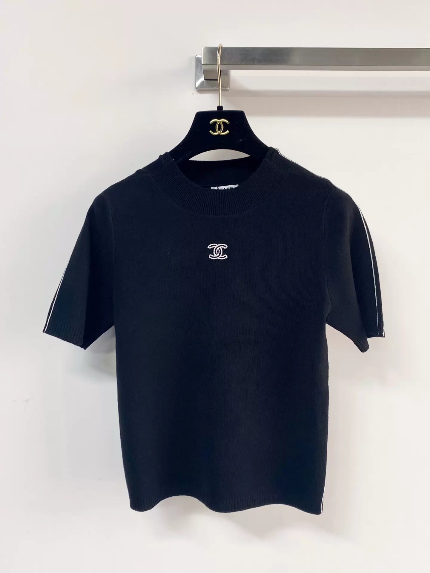 26ss Logo Embroidered Knit T-shirt