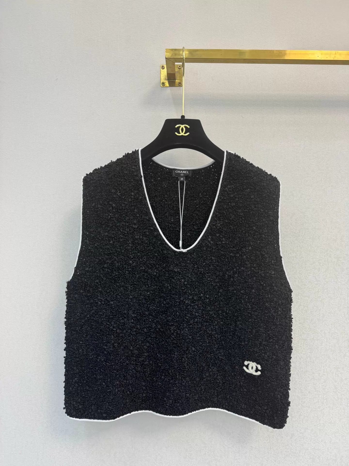 26ss V-neck sleeveless vest