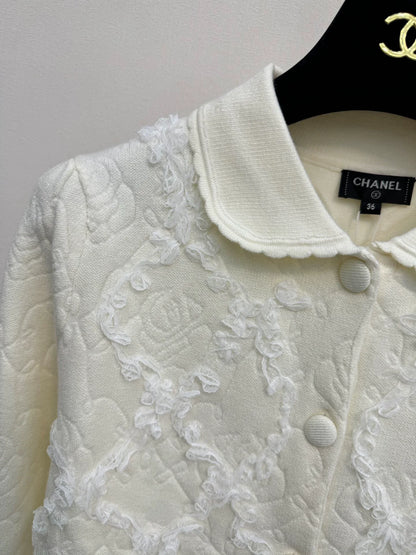 White knitted cardigan
