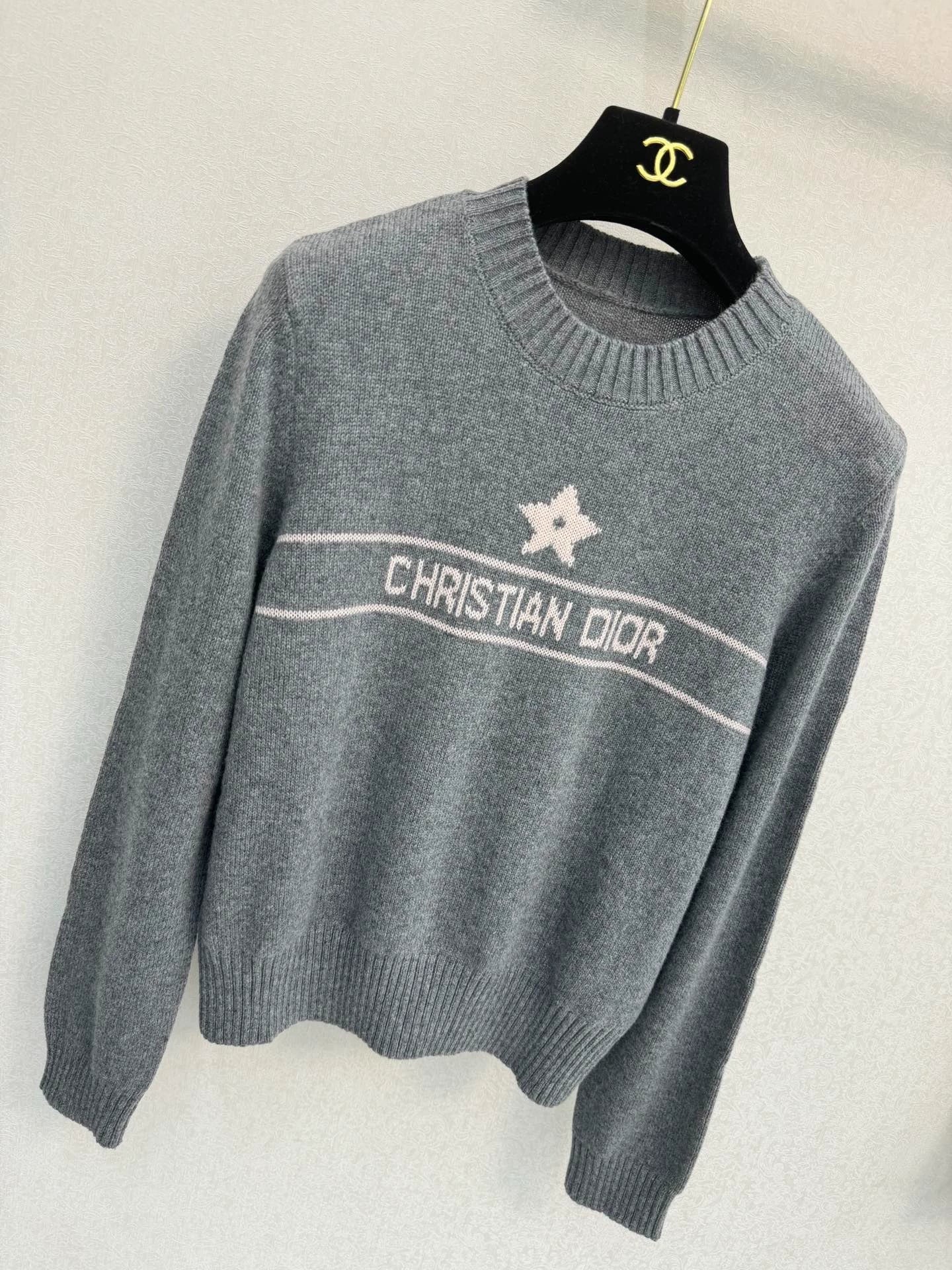 knitted sweater