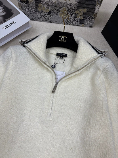 Zipper lapel top