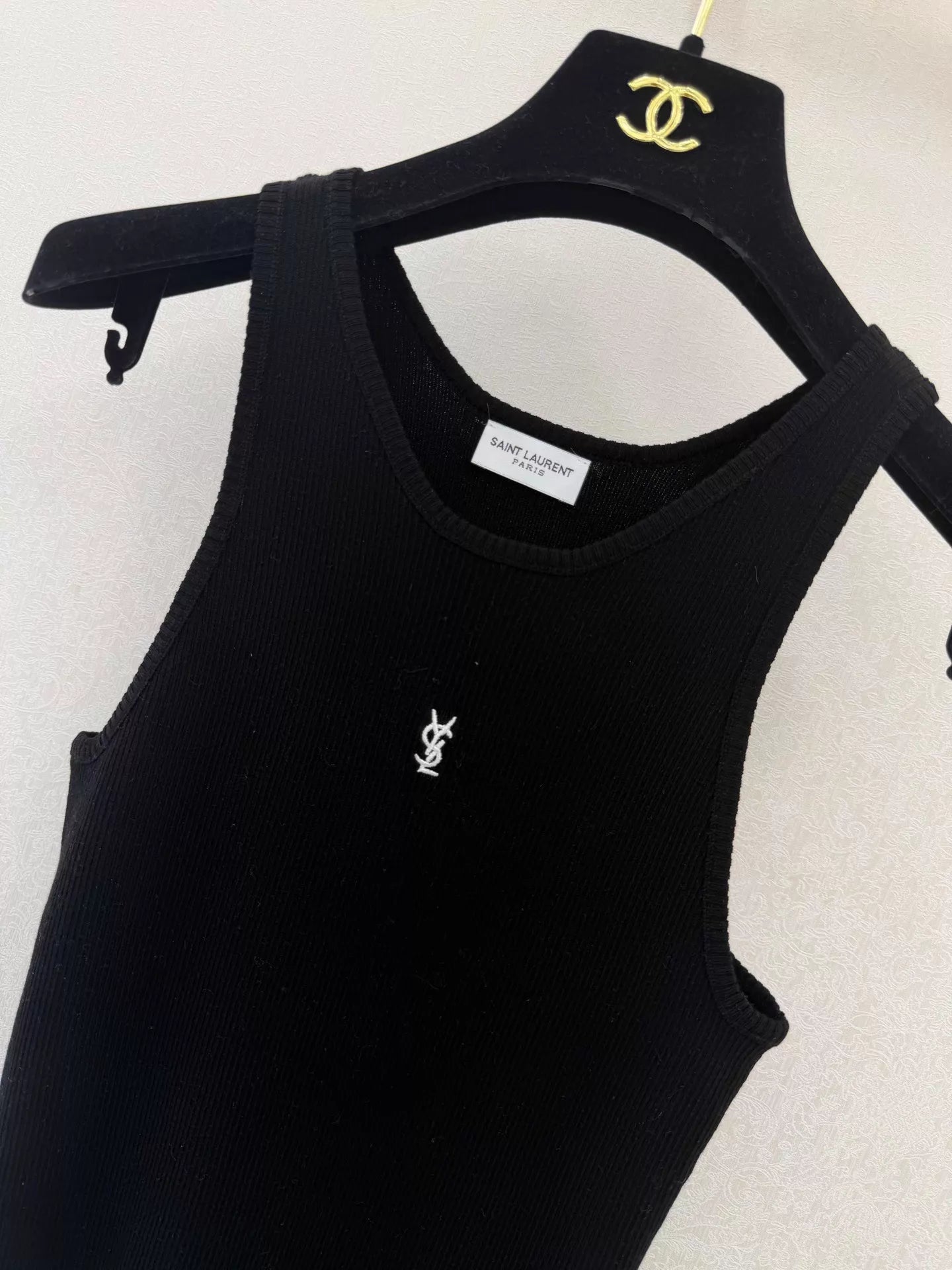 26ss U-neck Knit Vest