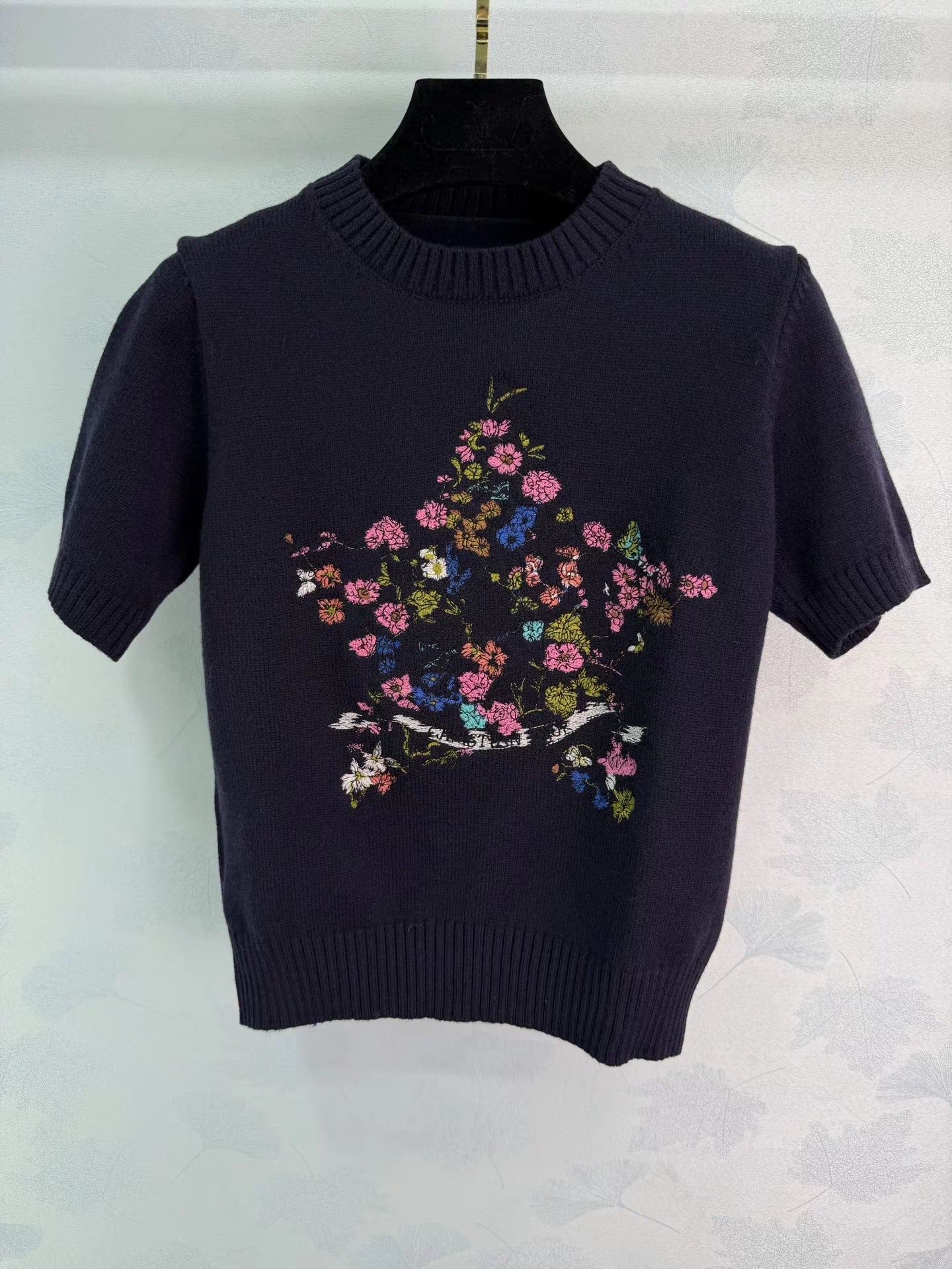 Five-pointed star embroidered T-shirt
