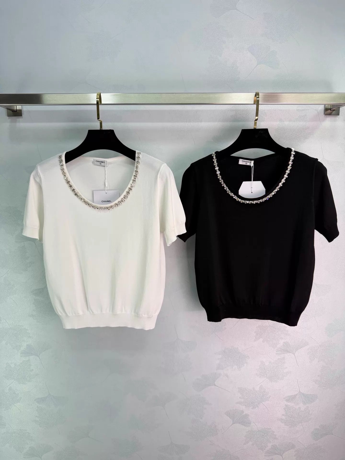 26ss Beaded Neckline Knit T-Shirt