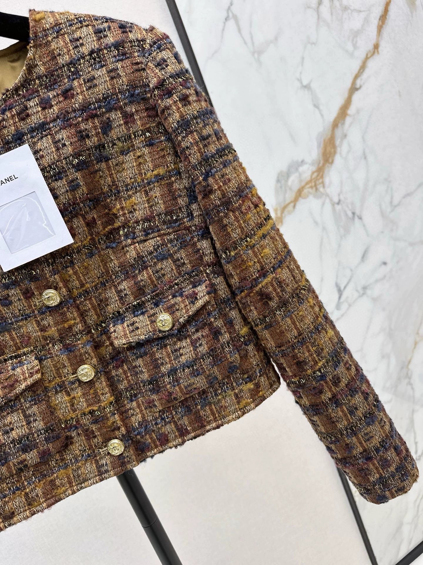 Color-blocked woven trim coat