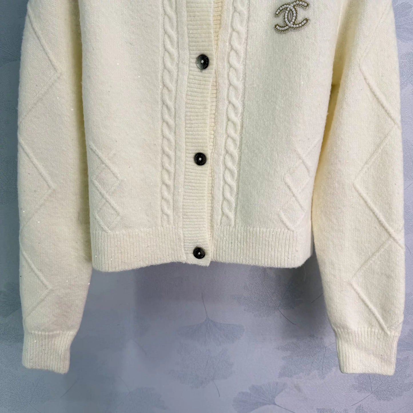 Cable-knit cardigan