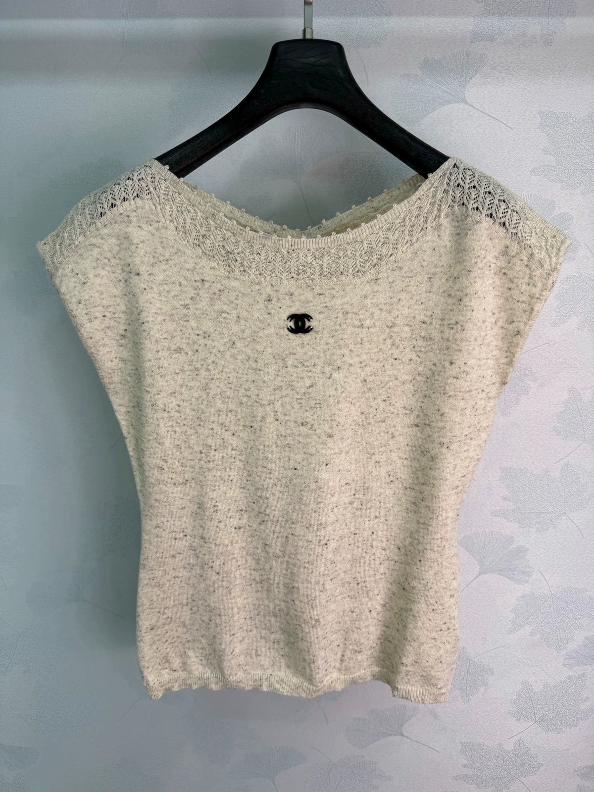 Chanel / 26 Early Autumn New Round Neck Short Sleeve Knit Top