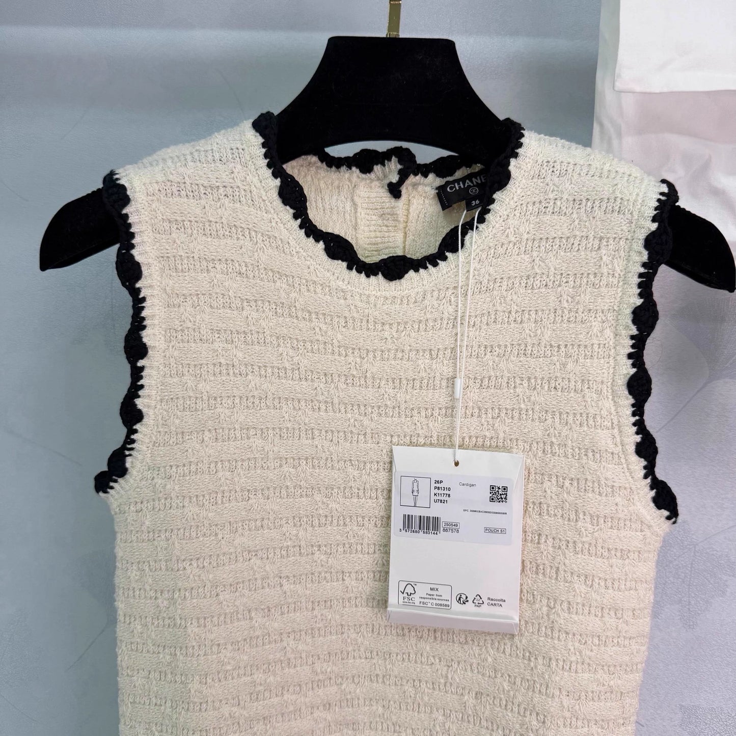 Knitted sleeveless dress