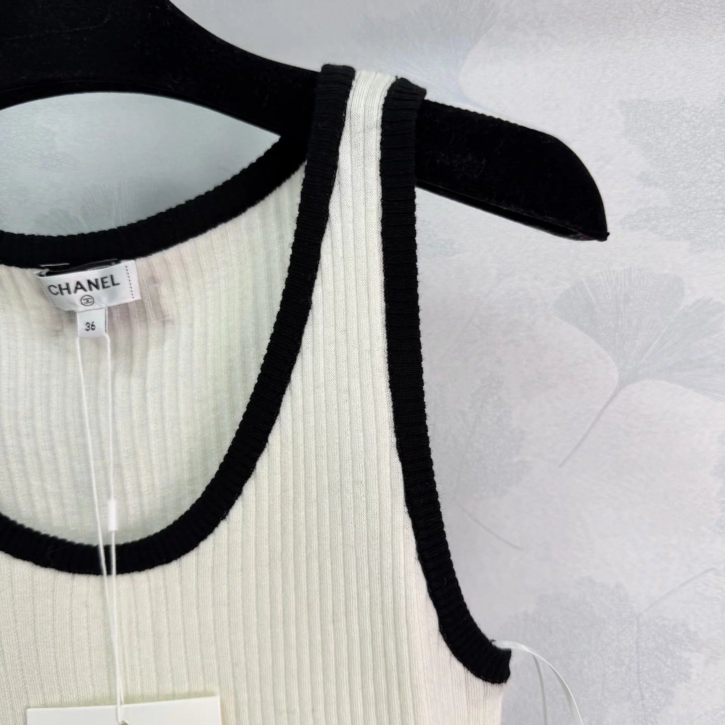 Color-blocked knit vest