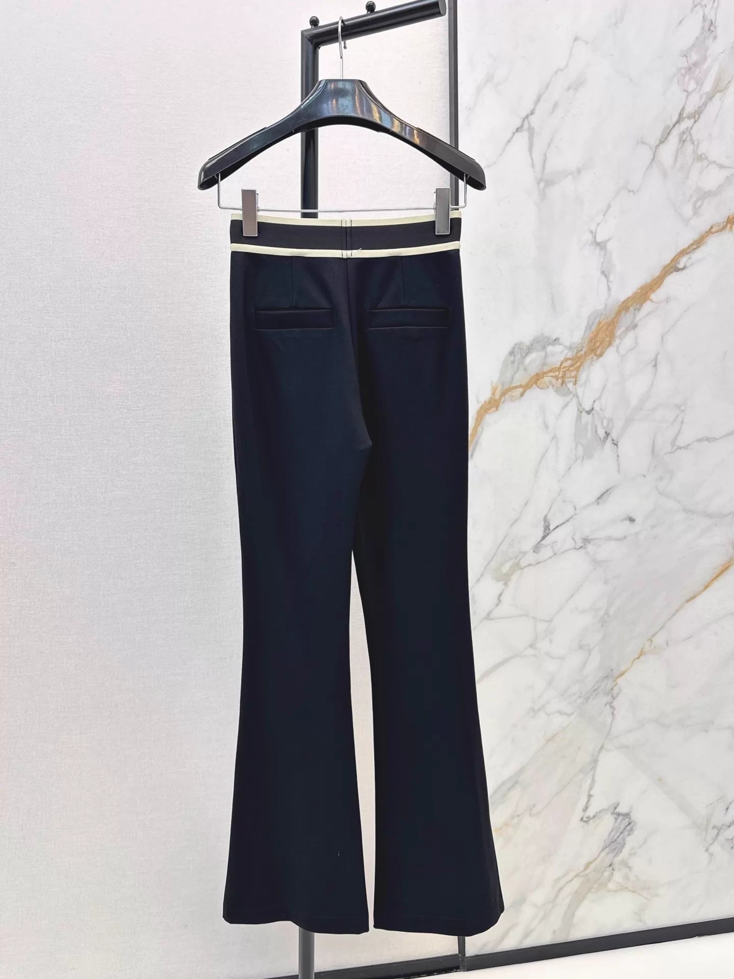 26ss Flared mid-high waist stretch leggings