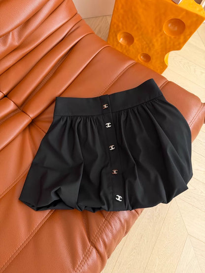 26ss Silver-buttoned tulip-shaped midi skirt