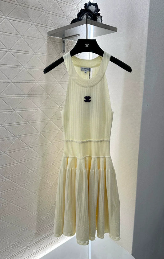 C 25 new halter neck hollow shoulder knitted vest dress