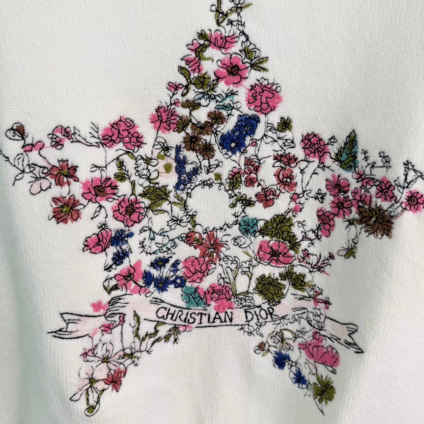 Five-pointed star embroidered T-shirt