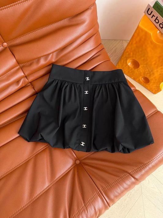 26ss Silver-buttoned tulip-shaped midi skirt