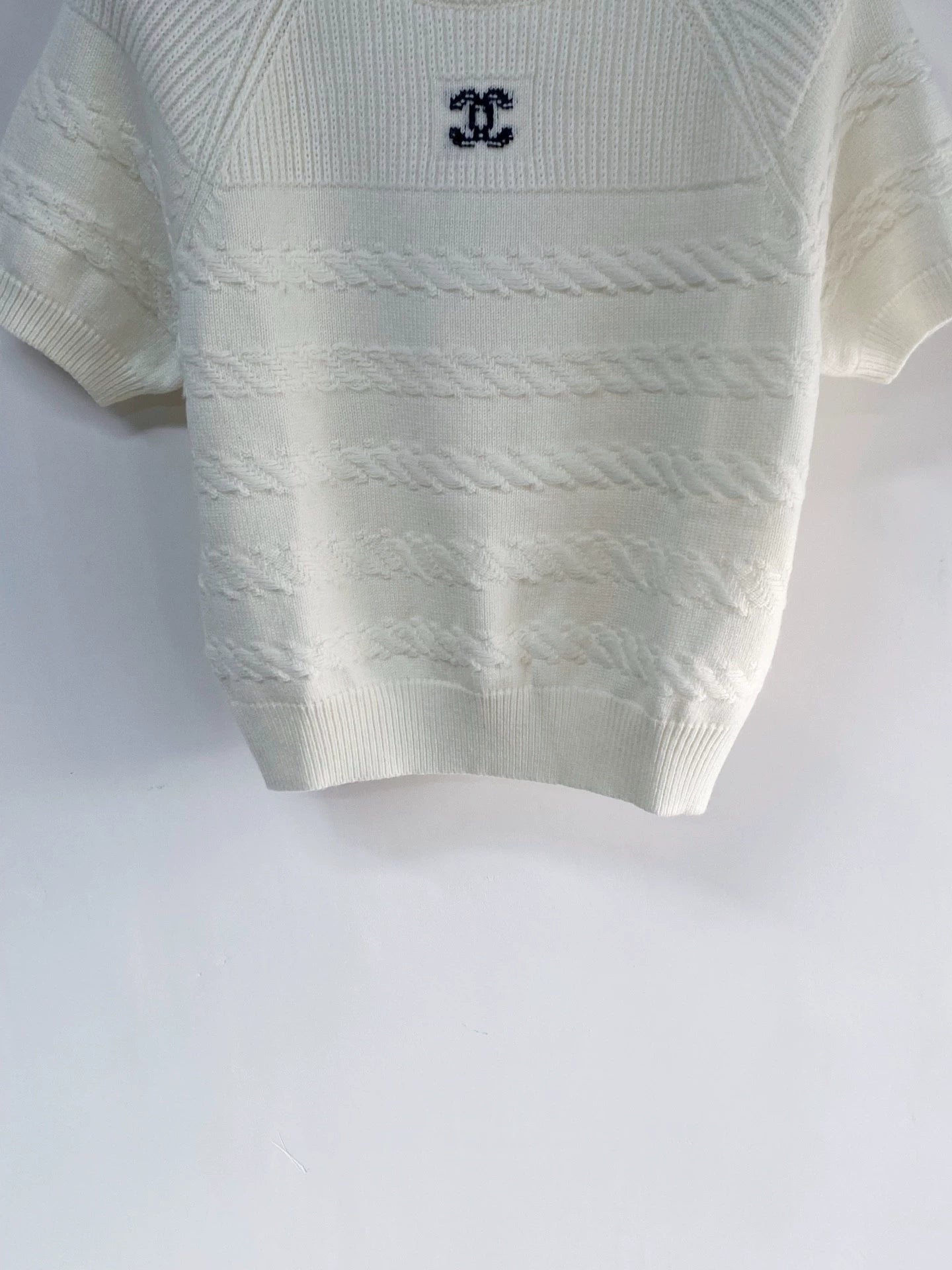 26ss 3D Textured Color-Blocked Logo T-Shirt