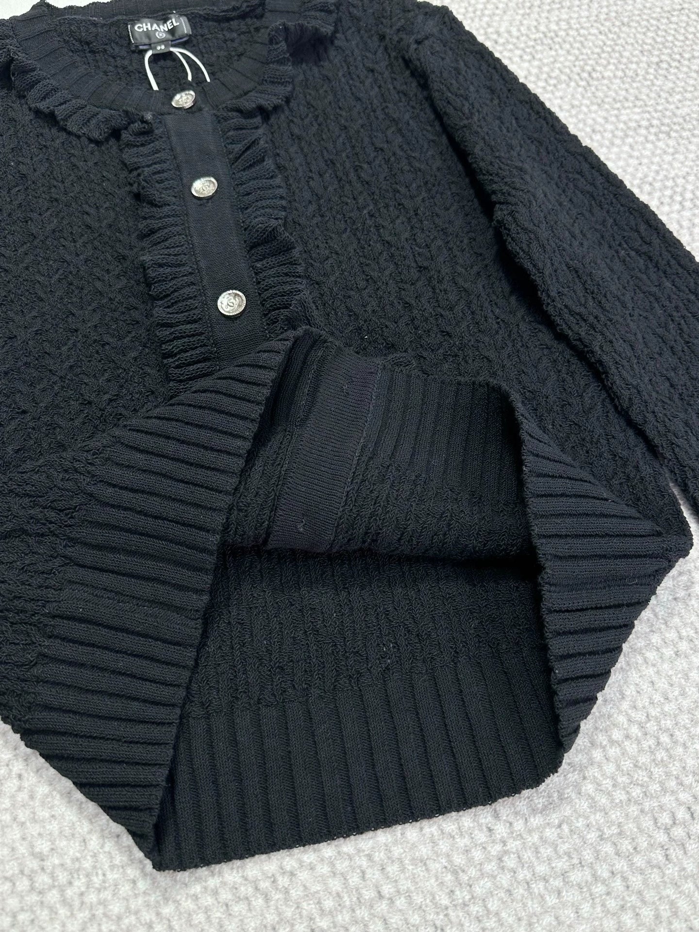 Ruffled Knit Cardigan/belted shorts
