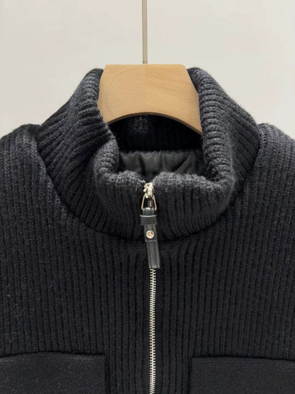 Sleeveless knitted vest