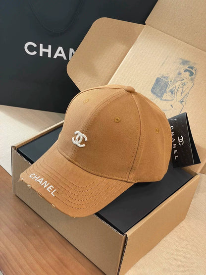 26ss Embroidered logo baseball cap