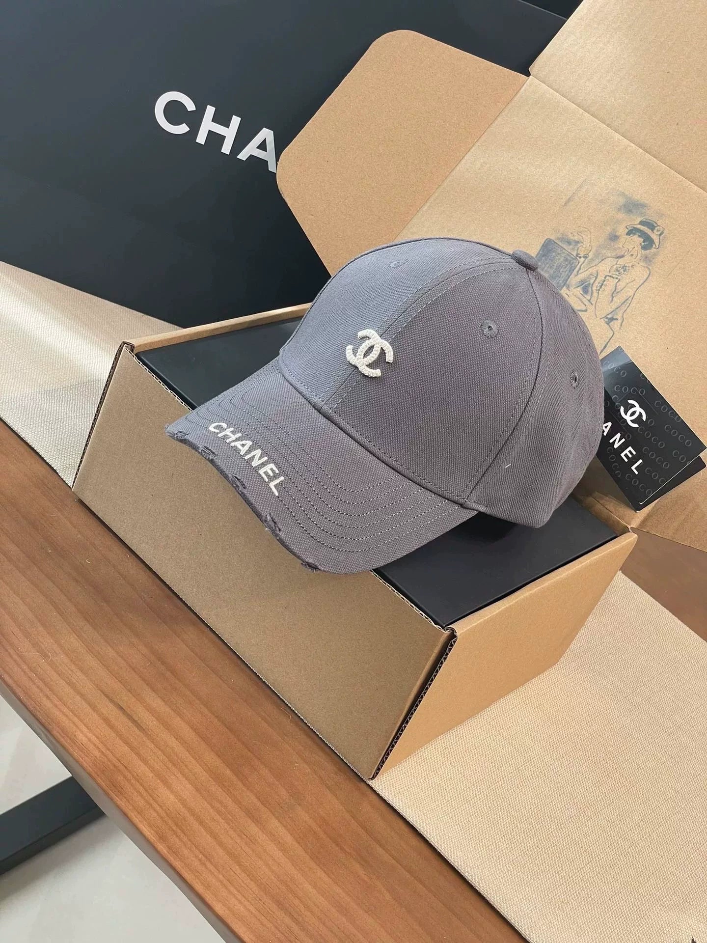 26ss Embroidered logo baseball cap