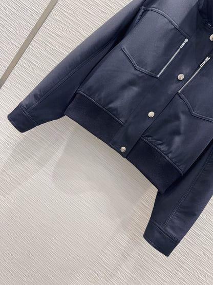 26New Classic Minimalist Long-Sleeve Jacket