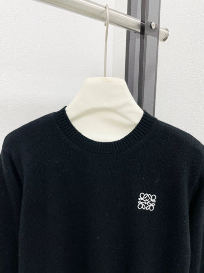 25fw Embroidered round neck sweater