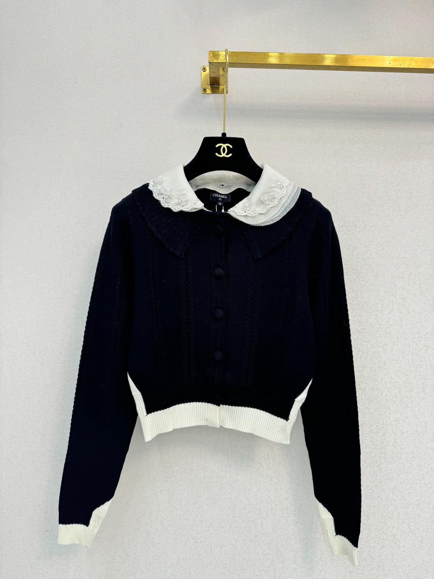 Color blocked knitted cardigan