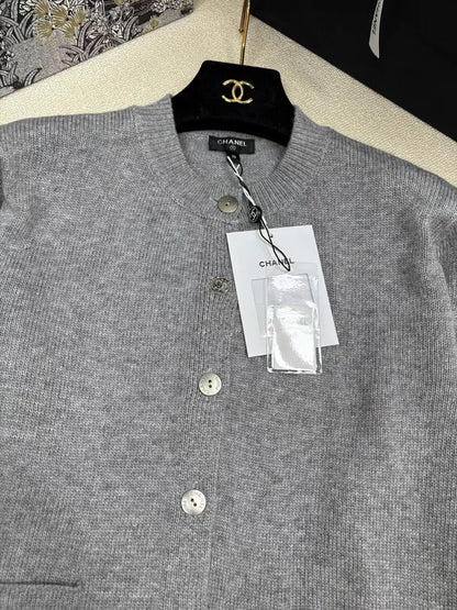 Single-breasted cardigan with pockets
