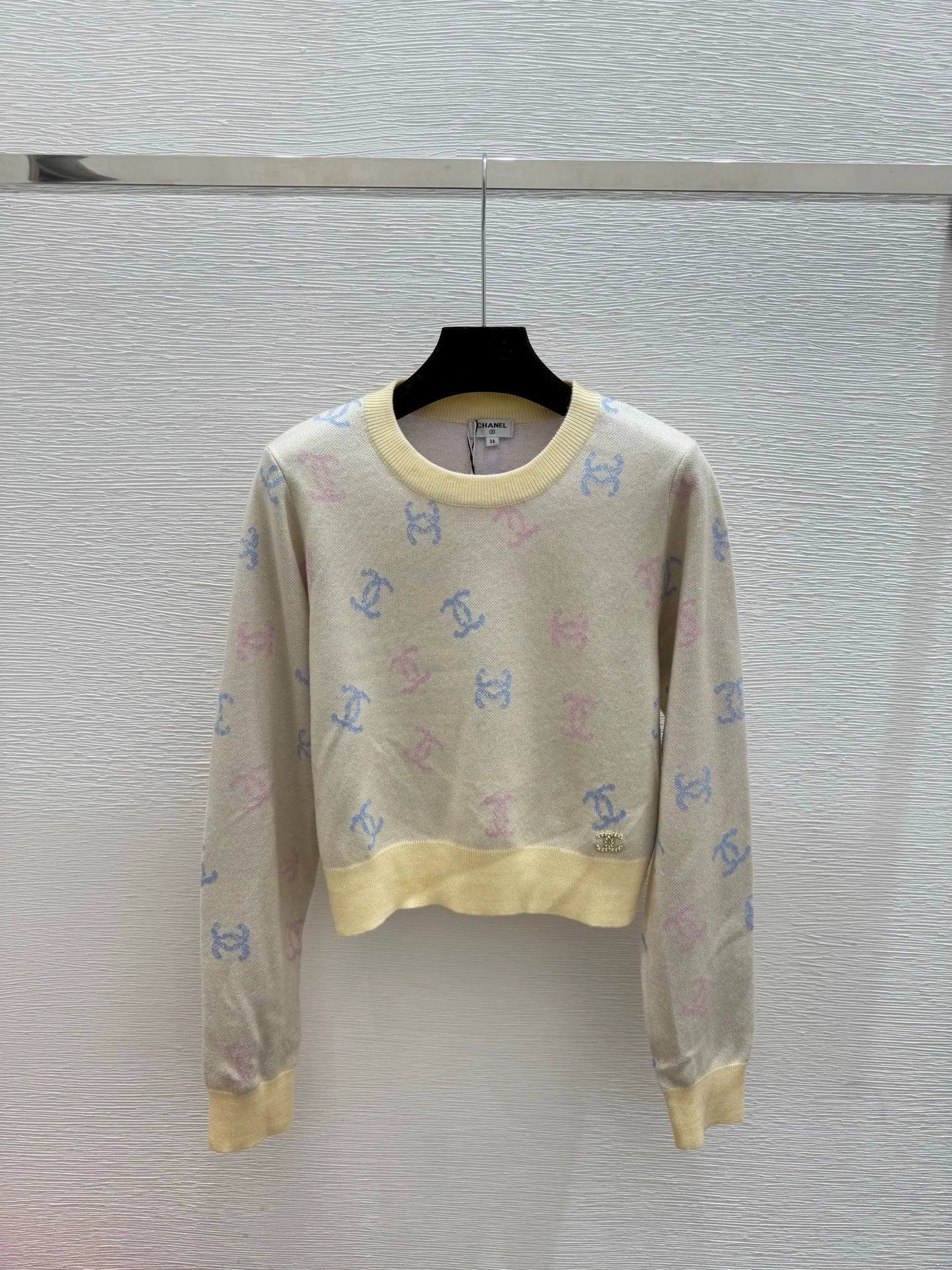 knitted sweater