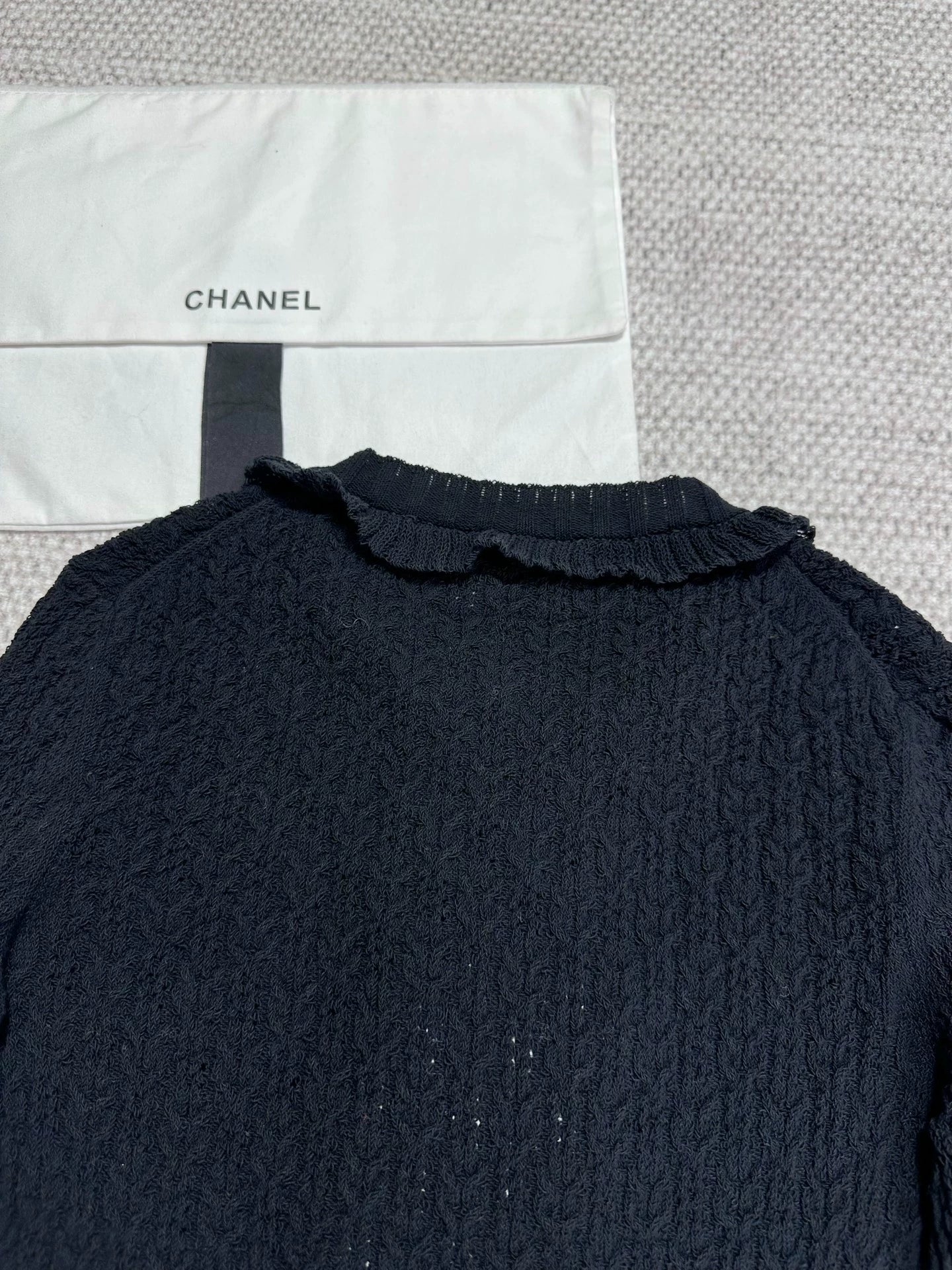 Ruffled Knit Cardigan/belted shorts