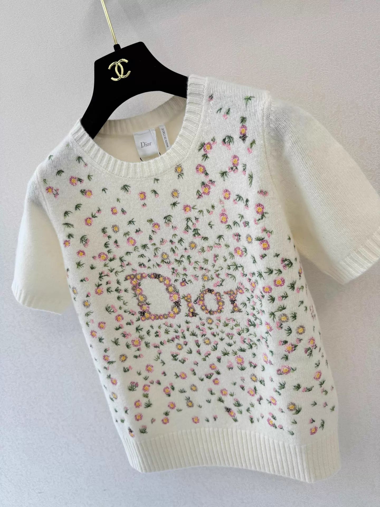 Floral Embroidery Short-Sleeve T-Shirt
