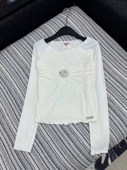 Pearl decoration versatile base shirt