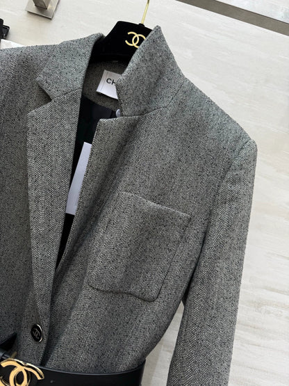 26Latest Fall/Winter Collared Blazer-Style Jacket