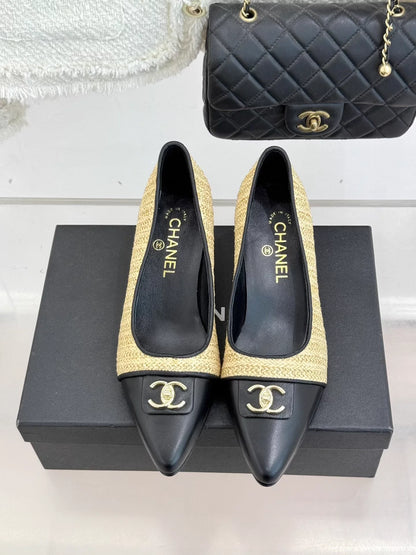 Double C flip-top pointed high heels