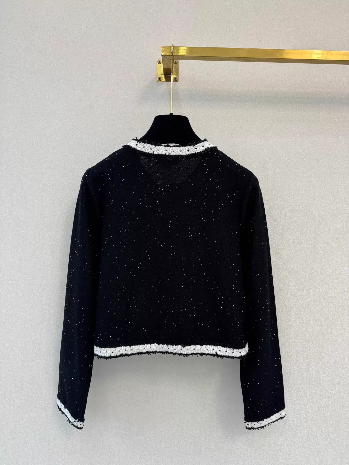 Double-pocket design jacket