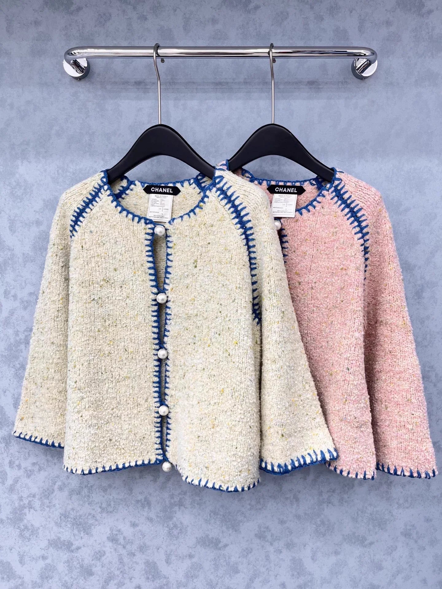 Pearl button contrasting round neck craft jacket
