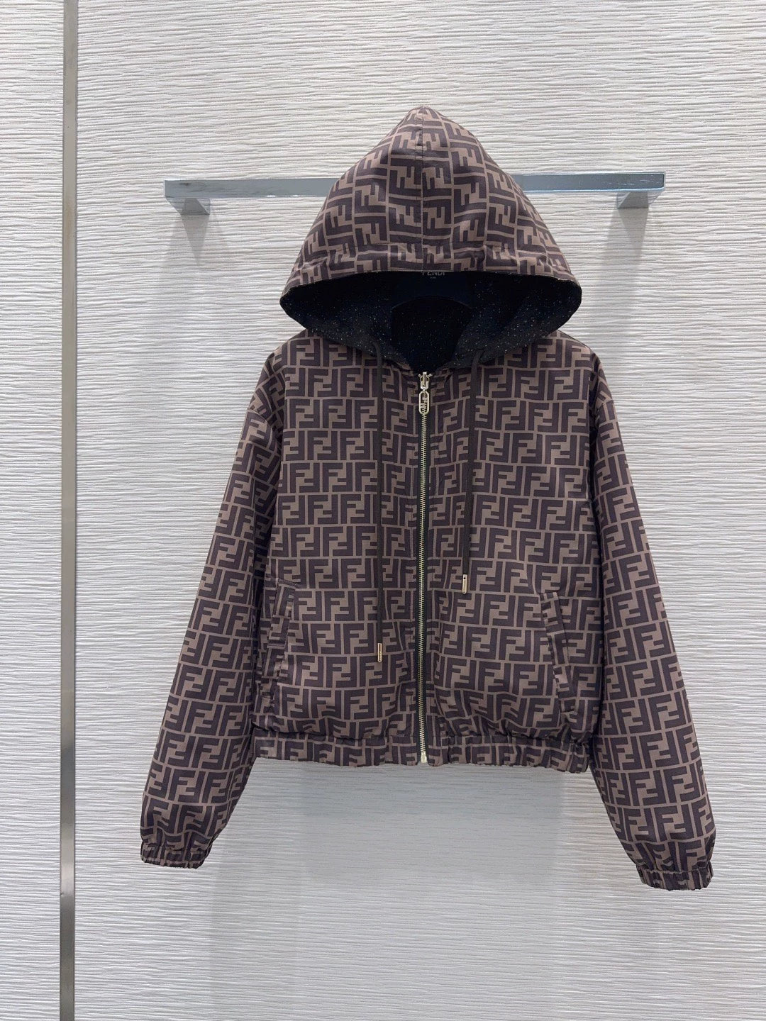 26New Reversible Long-Sleeve Hooded Zip-Up Jacket