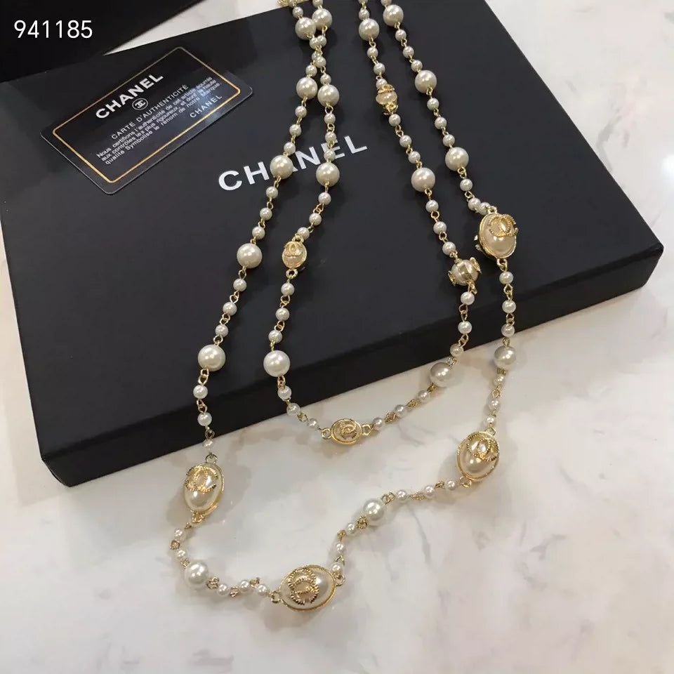 Gongyan style long sweater chain