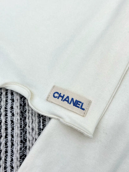 Pearl decoration versatile base shirt