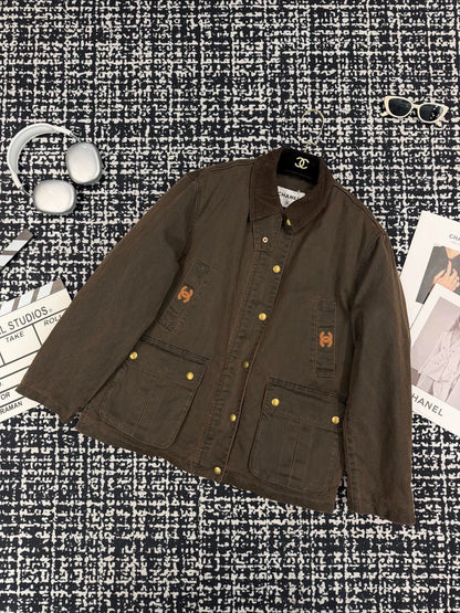 Make old denim workwear and goose down clothing