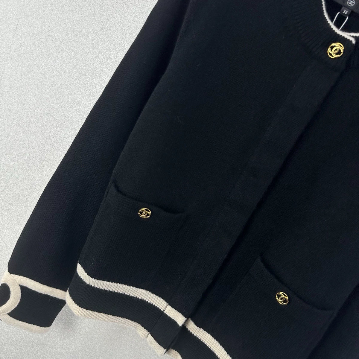 26Latest Fall/Winter Crew-Neck Knitted Cardigan