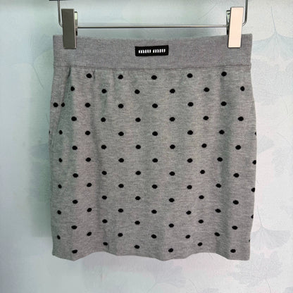 MiuMiu/26 Early Fall New Polka Dot Knit Long-Sleeve Cardigan and Mini Skirt Set